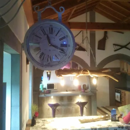 De Baixo Da Ponte Hébergement de vacances Biscoitos (Terceira)