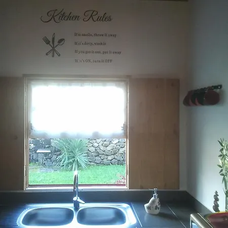 De Baixo Da Ponte * Biscoitos (Terceira)