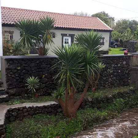 بيت للعطل De Baixo Da Ponte *