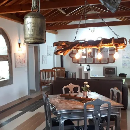 بيت للعطل De Baixo Da Ponte