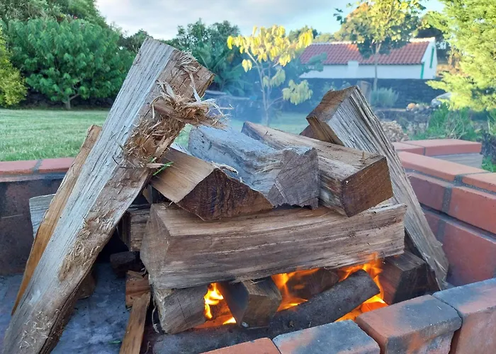 De Baixo Da Ponte Дом отдыха Biscoitos (Terceira)