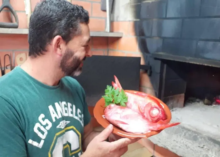 桥下度假屋 度假居